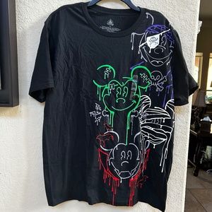 Disney Mickey Mouse Halloween T-Shirt Black Graphic Puff Paint. Size XL. NWT